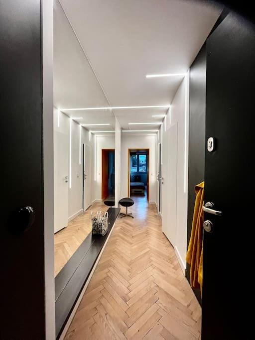 Art & Design 3 Rooms Apartment In City Center فروتسواف المظهر الخارجي الصورة